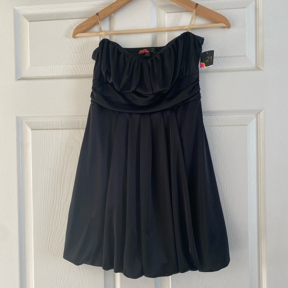 Black Y2K dress